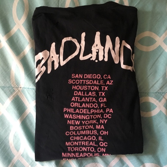 Badlands Tour Shirt (unisex) Badlands Tour Shirt (unisex)